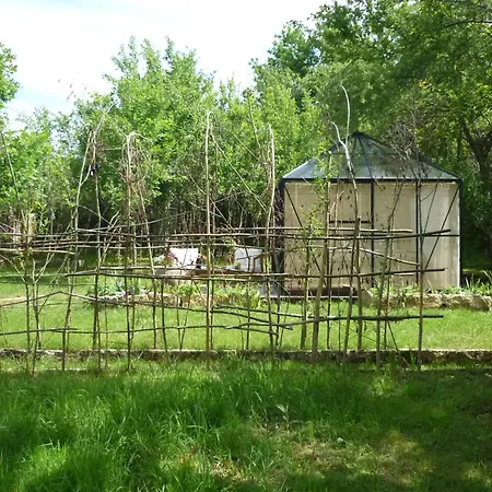 Le Jardin Secret Hotel Semur-en-Auxois Exterior photo